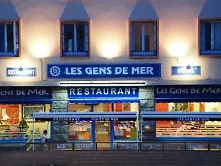 Hotel Les Gens De Mer Brest By Poppins
