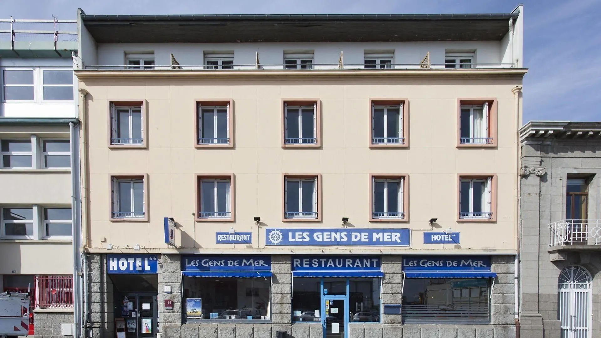 Hotel Les Gens De Mer Brest By Poppins Francia
