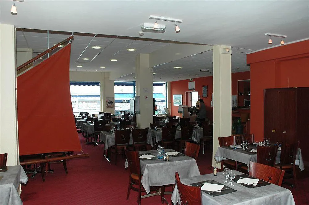 Hotel Les Gens De Mer Brest By Poppins